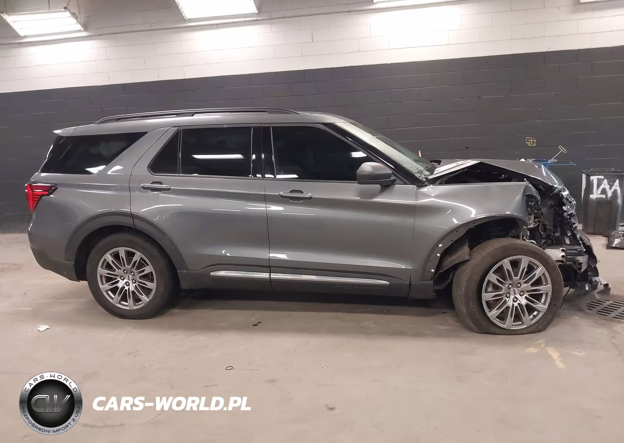 2025 Ford Explorer Active VIN:1FMUK8DH8SGA59197 - 13