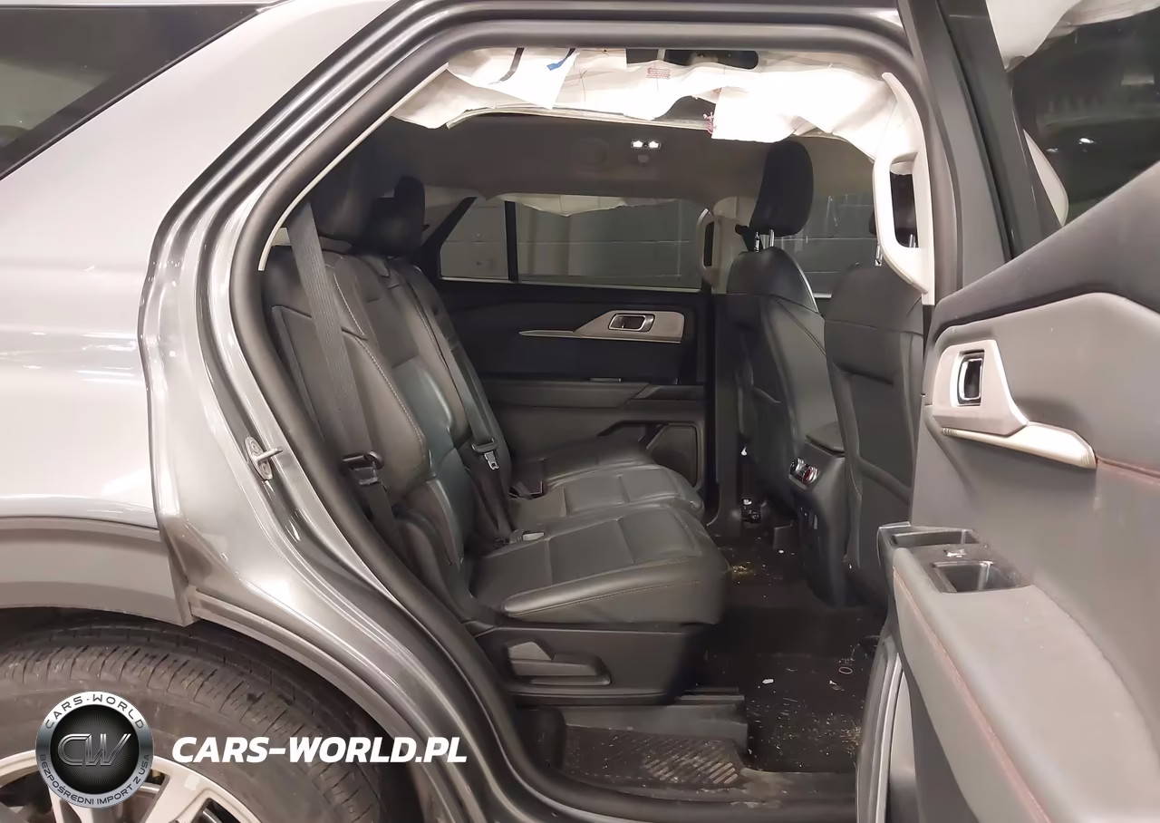 2025 Ford Explorer Active VIN:1FMUK8DH8SGA59197 - 8