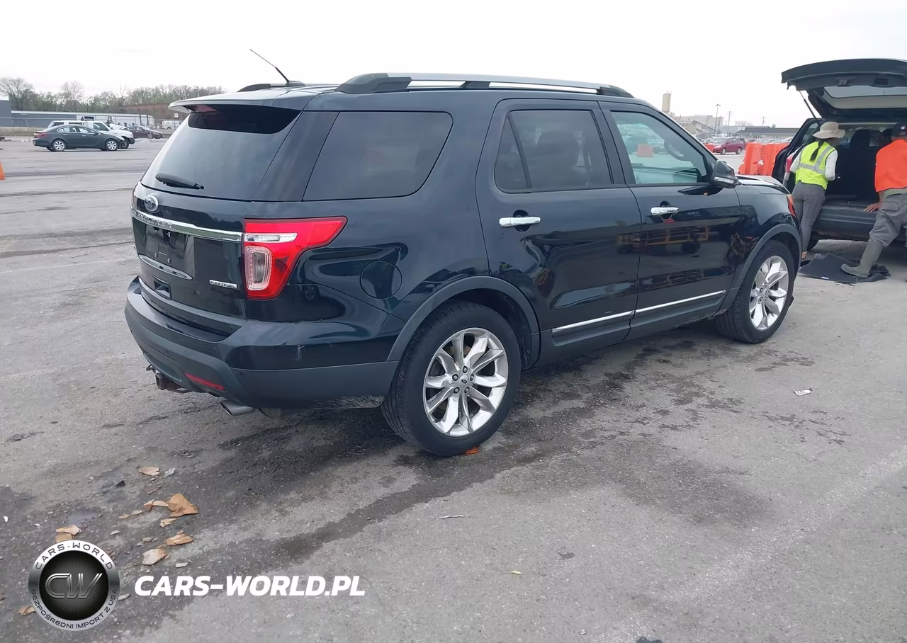 2014 Ford Explorer Xlt VIN:1FM5K7D88EGA07247 - 4