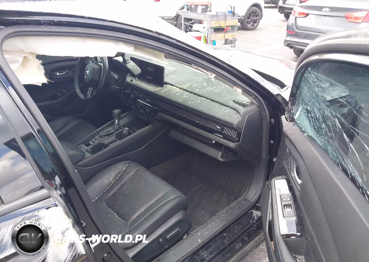 2024 Honda Accord Hybrid Touring VIN:1HGCY2F82RA000198 - 5