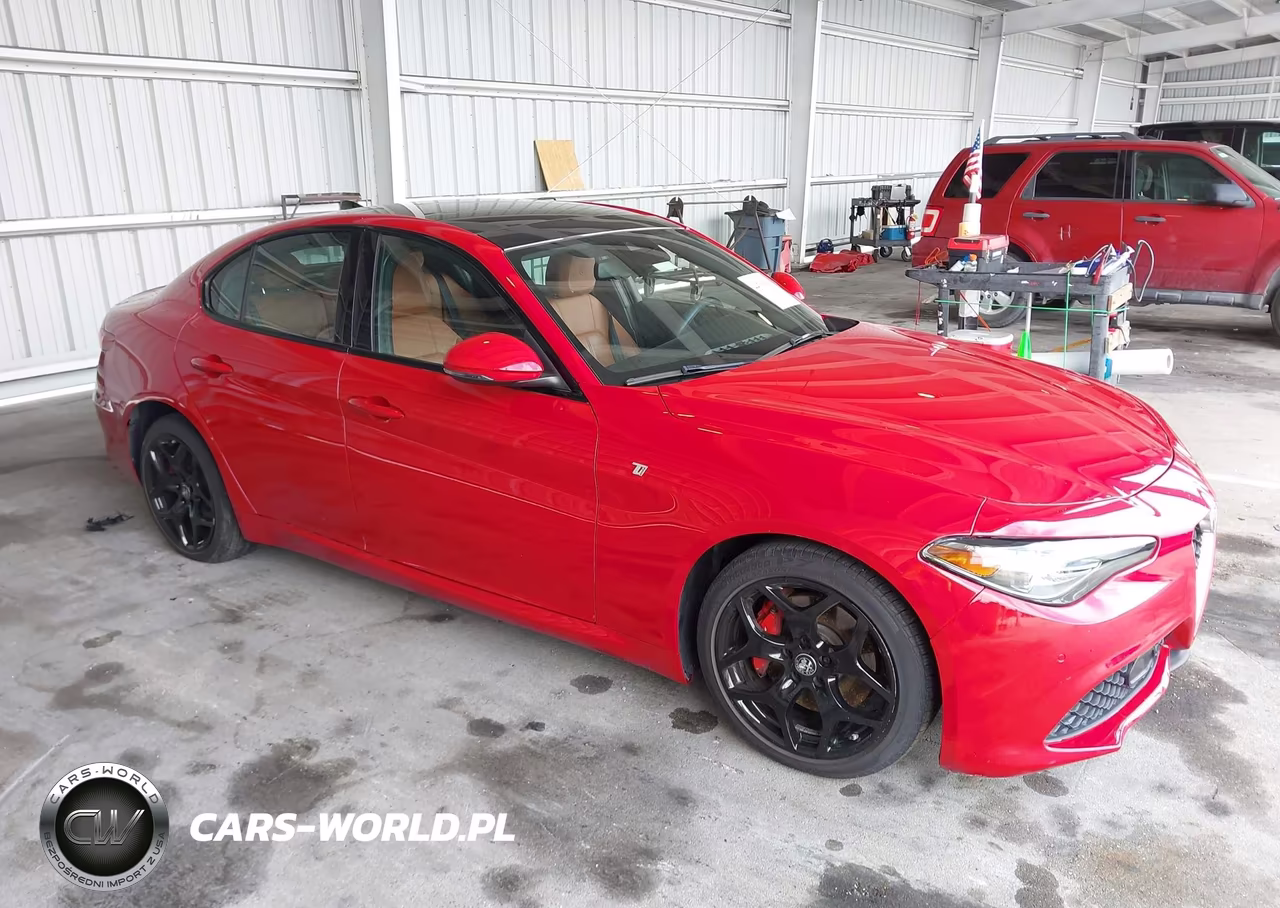 2022 Alfa Romeo Giulia Ti Rwd