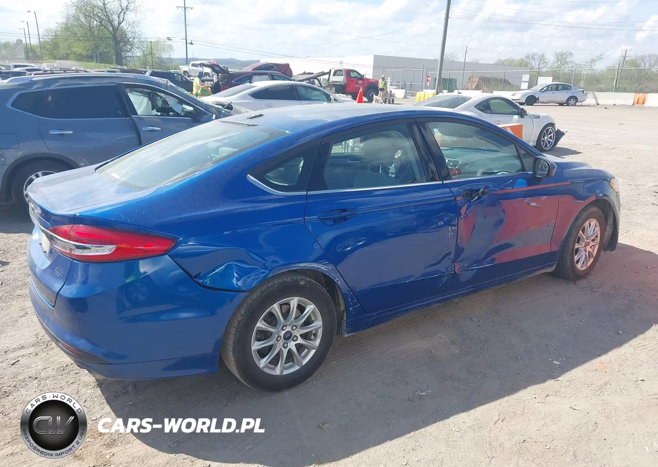 2017 Ford Fusion S VIN:3FA6P0G70HR139233 - 13