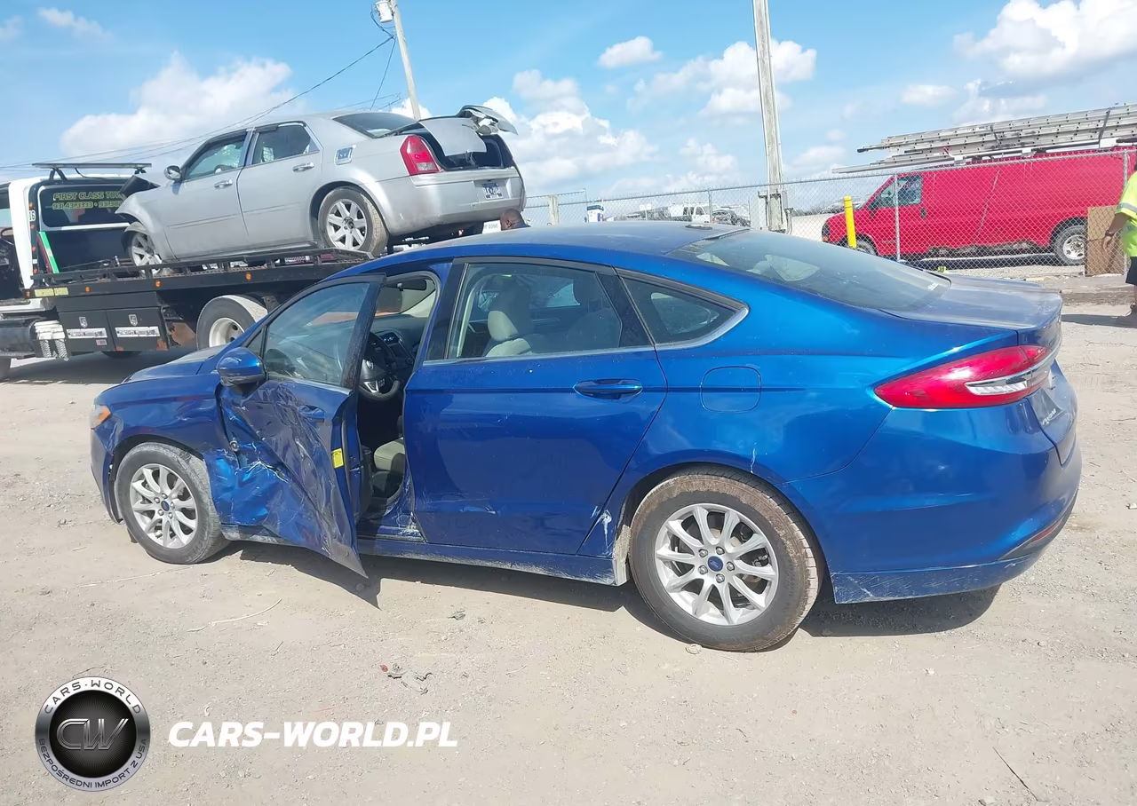 2017 Ford Fusion S VIN:3FA6P0G70HR139233 - 14