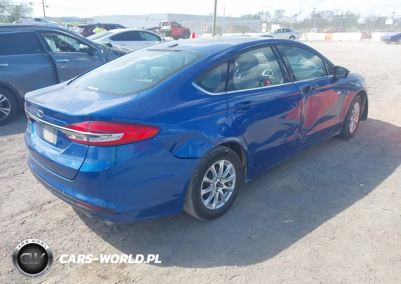 2017 Ford Fusion S VIN:3FA6P0G70HR139233 - 4