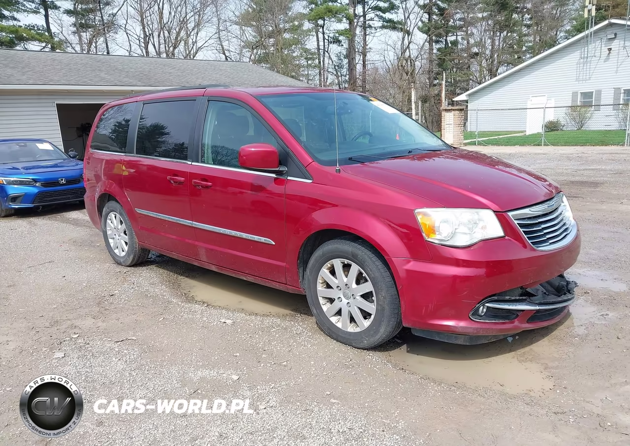2012 Chrysler Town & Country Touring