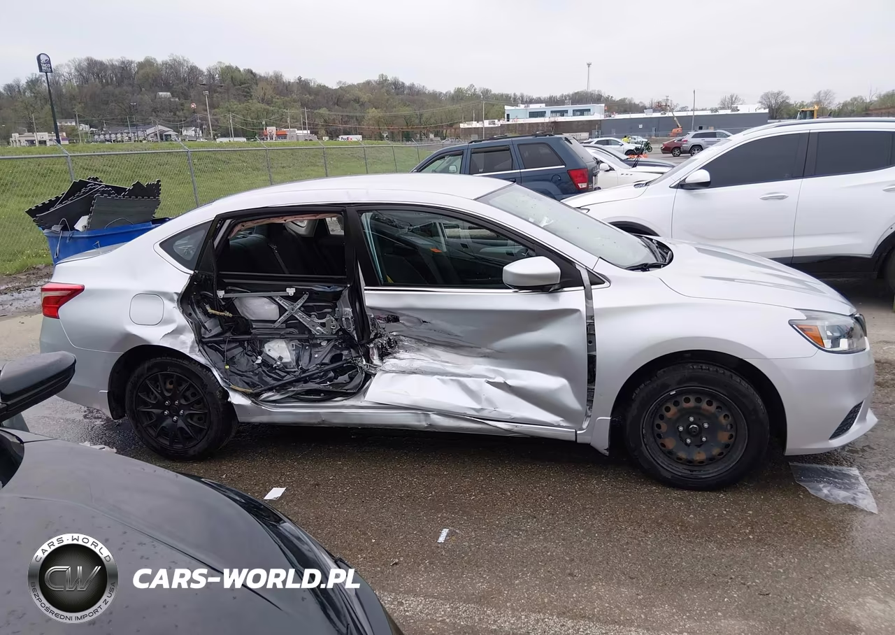 2019 Nissan Sentra S VIN:3N1AB7AP1KY233738 - 13