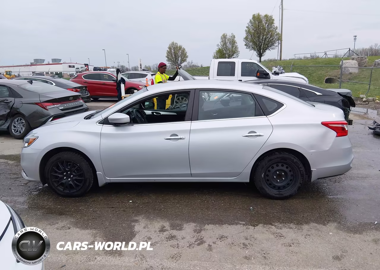 2019 Nissan Sentra S VIN:3N1AB7AP1KY233738 - 14