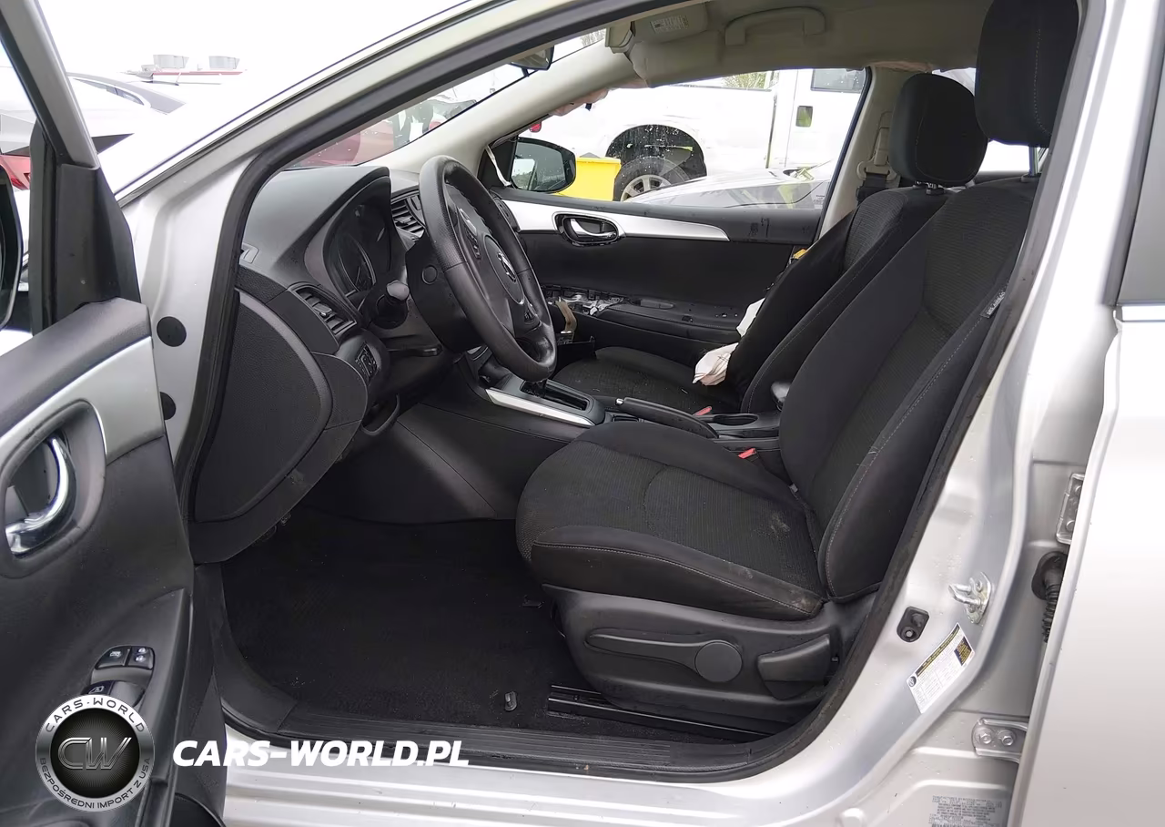 2019 Nissan Sentra S VIN:3N1AB7AP1KY233738 - 5