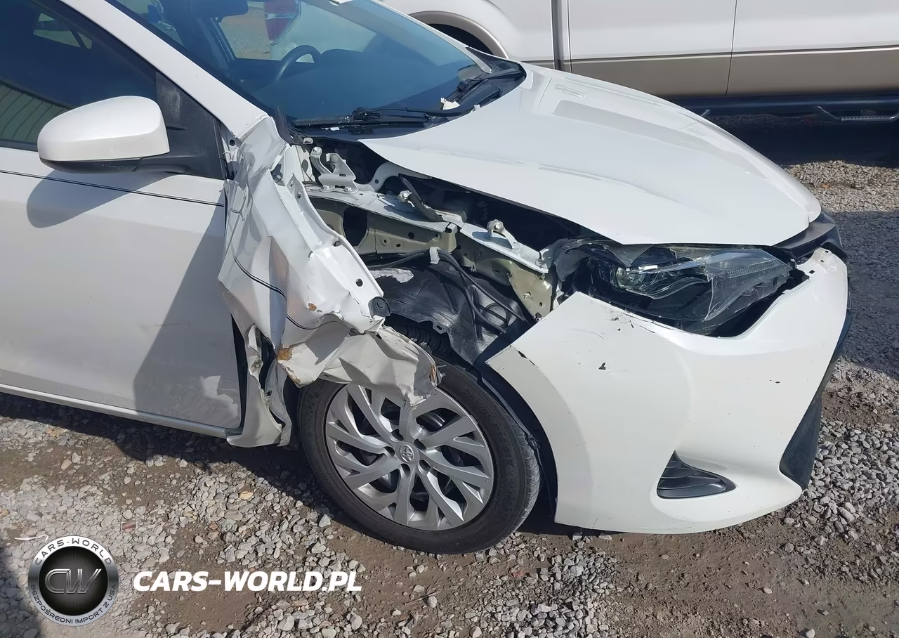 2019 Toyota Corolla Le VIN:5YFBURHE8KP879421 - 6