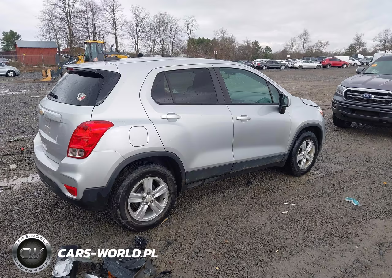 2021 Chevrolet Trax Fwd Ls VIN:KL7CJKSB5MB301438 - 4