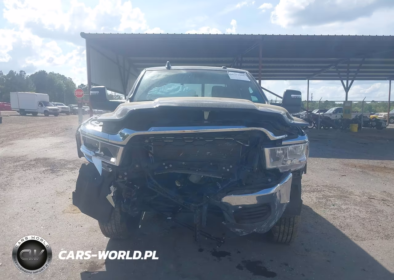 2024 Ram 2500 Tradesman 4X4 8' Box VIN:3C6UR5HJ1RG415829 - 13
