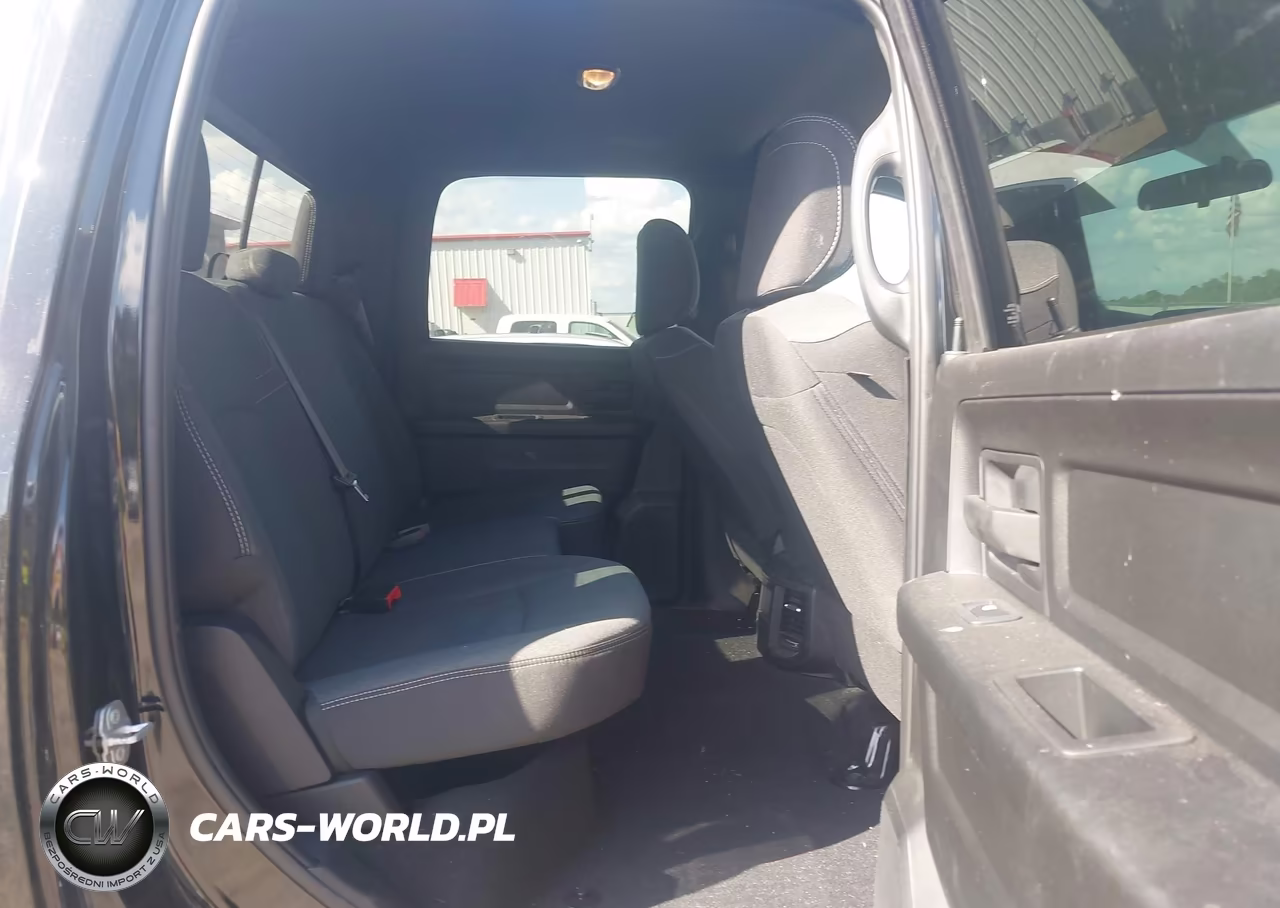 2024 Ram 2500 Tradesman 4X4 8' Box VIN:3C6UR5HJ1RG415829 - 8