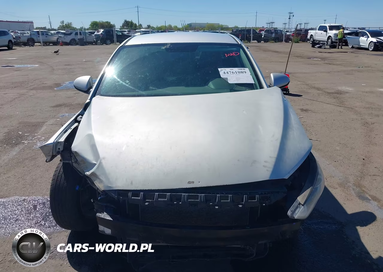 2018 Hyundai Elantra Sel VIN:5NPD84LF1JH298628 - 12