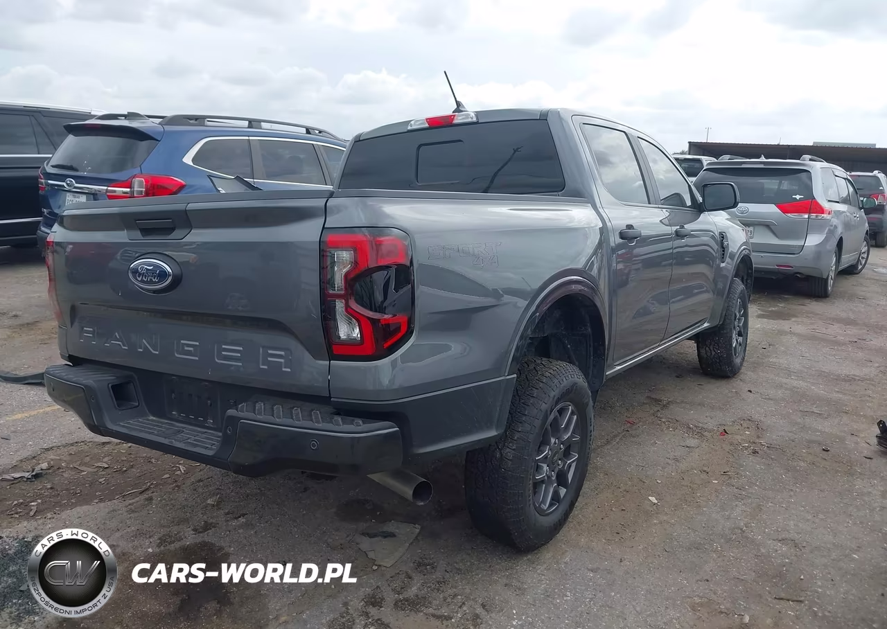 2024 Ford Ranger Xlt VIN:1FTER4HH0RLE29504 - 4