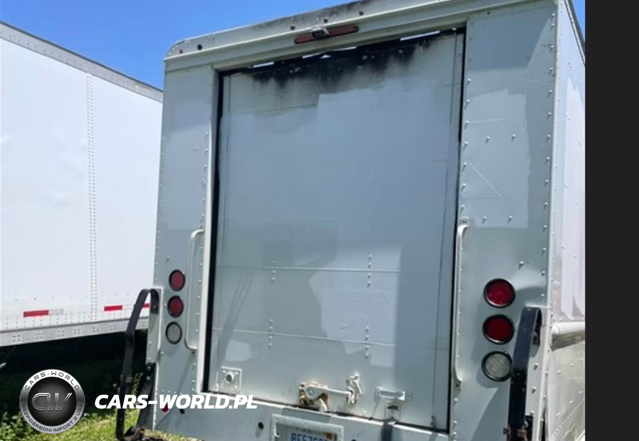 2020 Freightliner Mt45G VIN:4UZAC2EA3LCMA0265 - 4