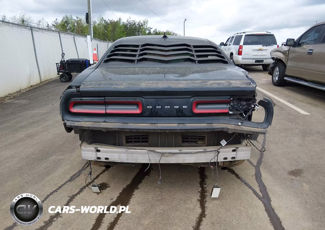 2015 Dodge Challenger Sxt VIN:2C3CDZAG2FH713556 - 17