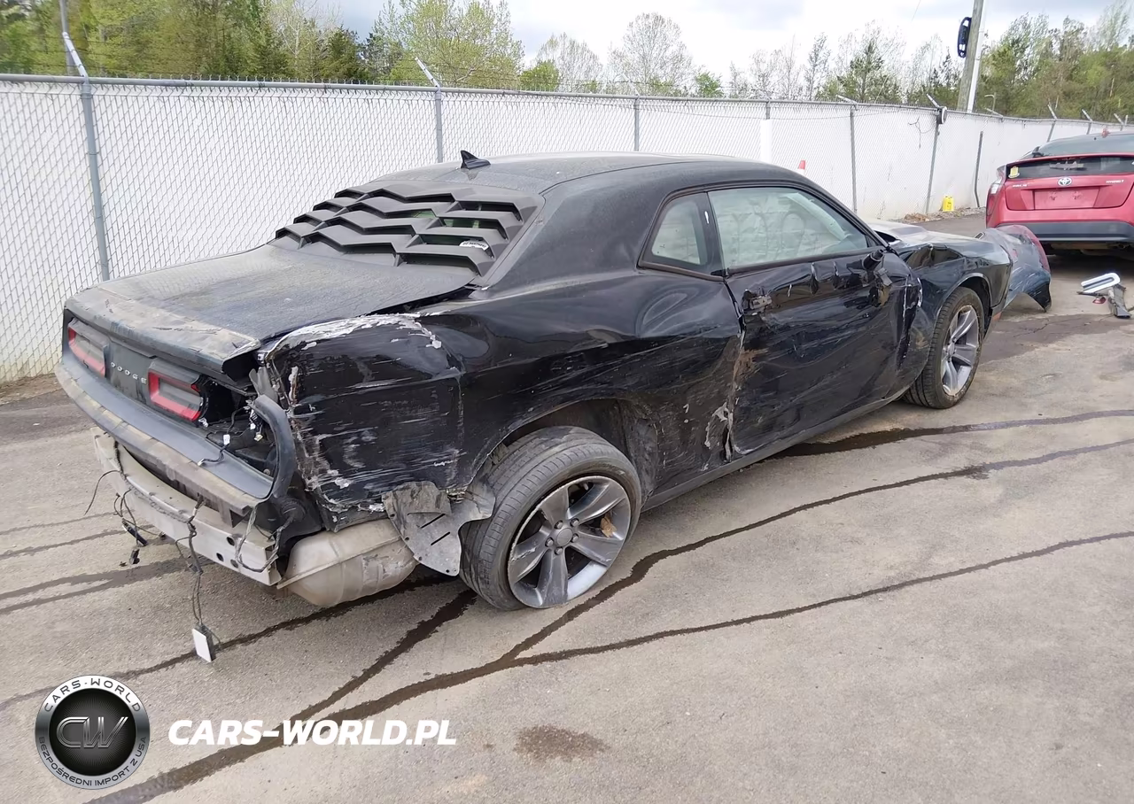 2015 Dodge Challenger Sxt VIN:2C3CDZAG2FH713556 - 4
