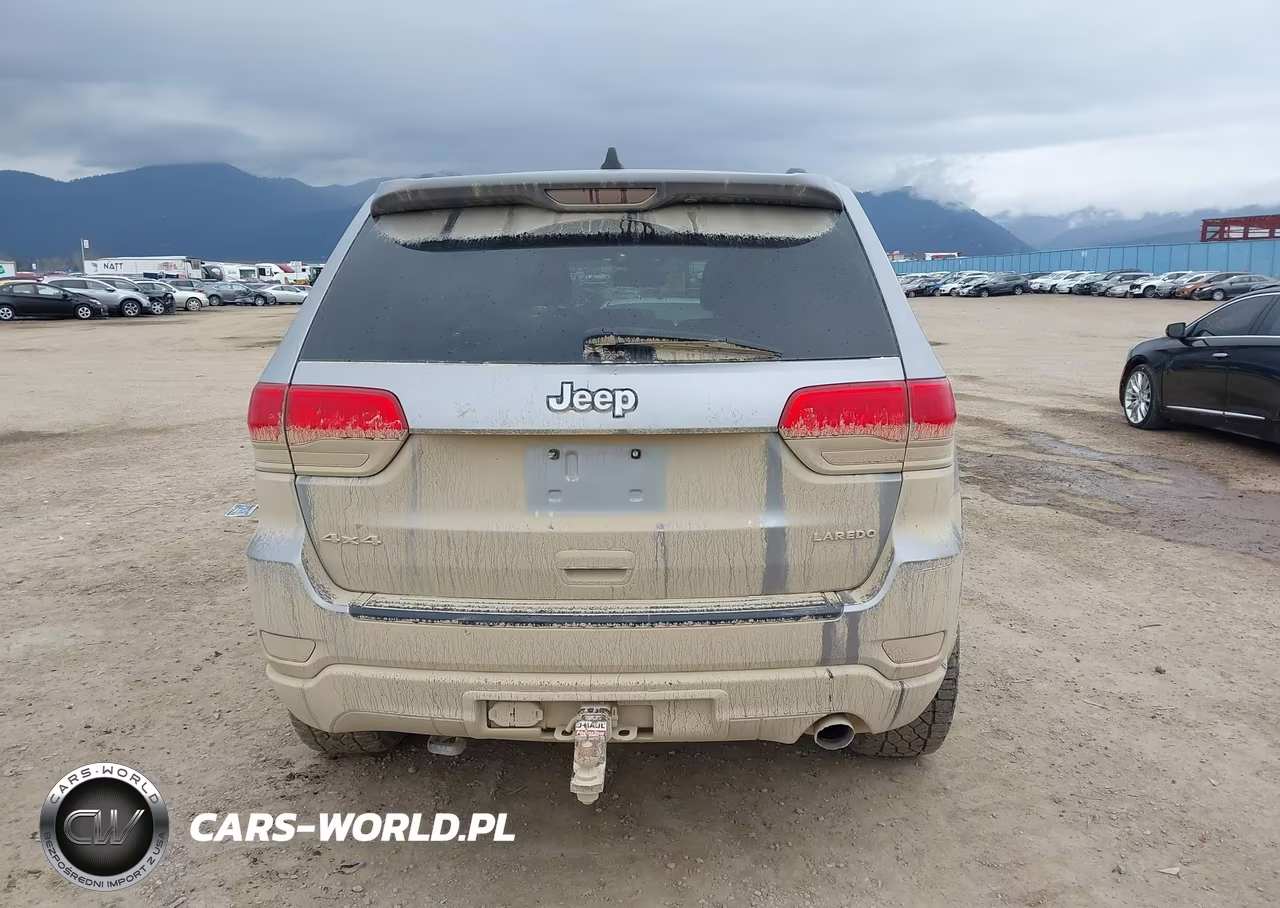 2014 Jeep Grand Cherokee Laredo VIN:1C4RJFAG1EC414090 - 16