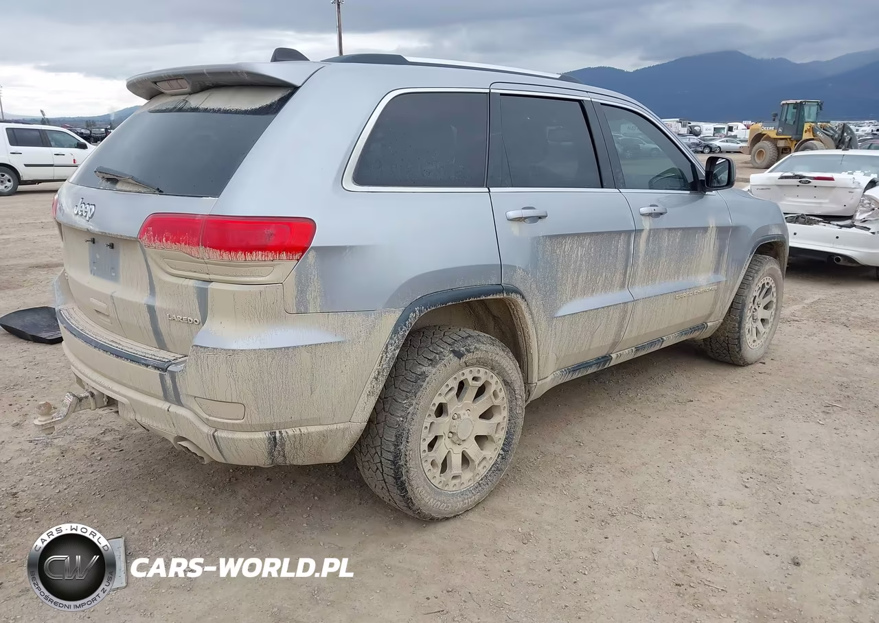 2014 Jeep Grand Cherokee Laredo VIN:1C4RJFAG1EC414090 - 4