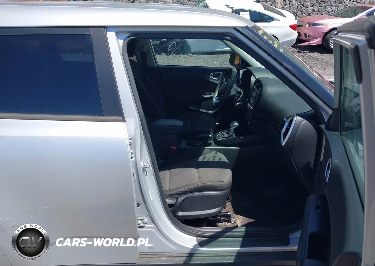 2021 Kia Soul S VIN:KNDJ23AU4M7787744 - 5