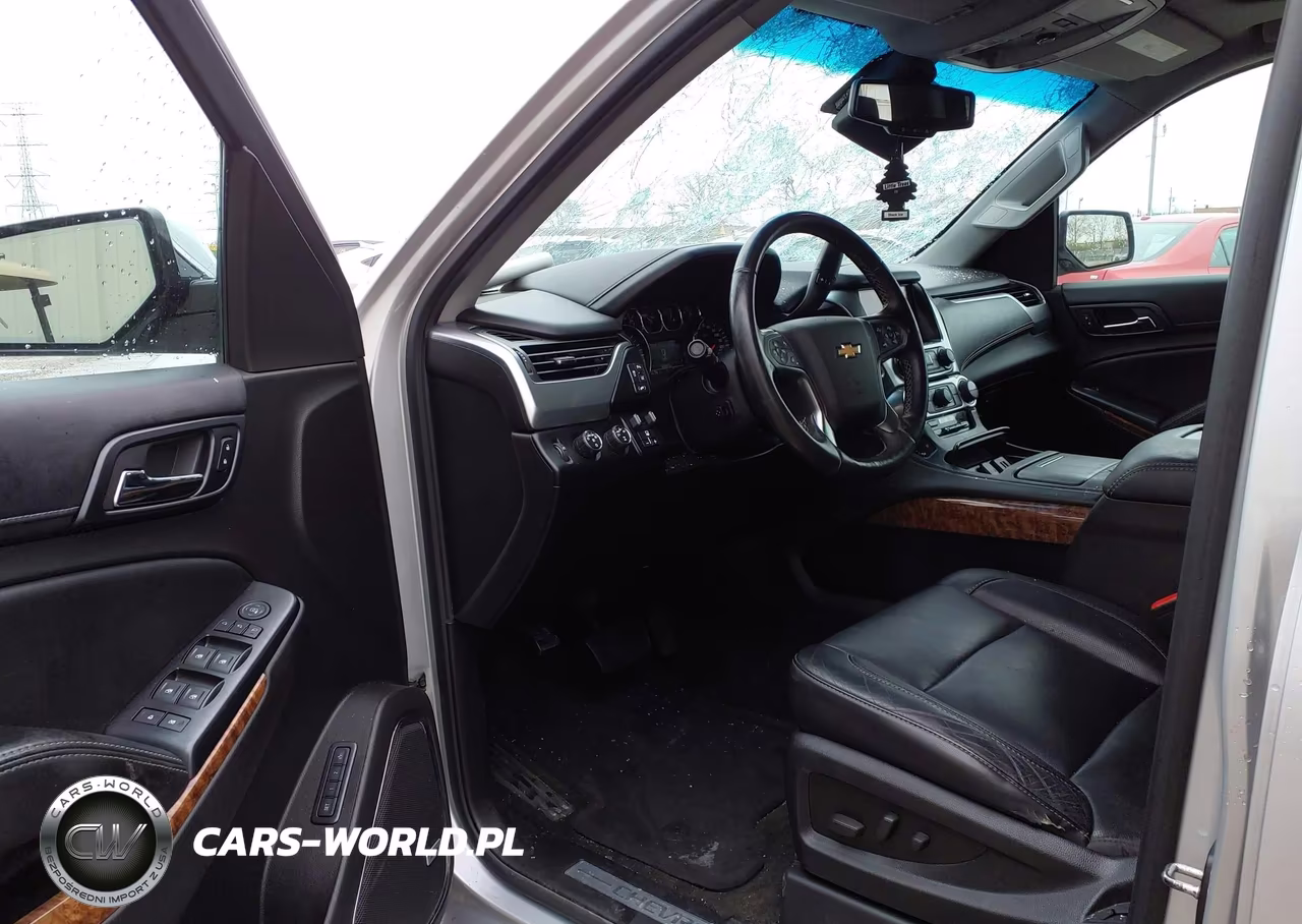 2015 Chevrolet Tahoe Ltz VIN:1GNSKCKC8FR746574 - 17