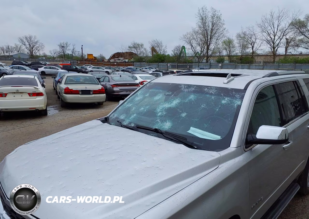 2015 Chevrolet Tahoe Ltz VIN:1GNSKCKC8FR746574 - 6