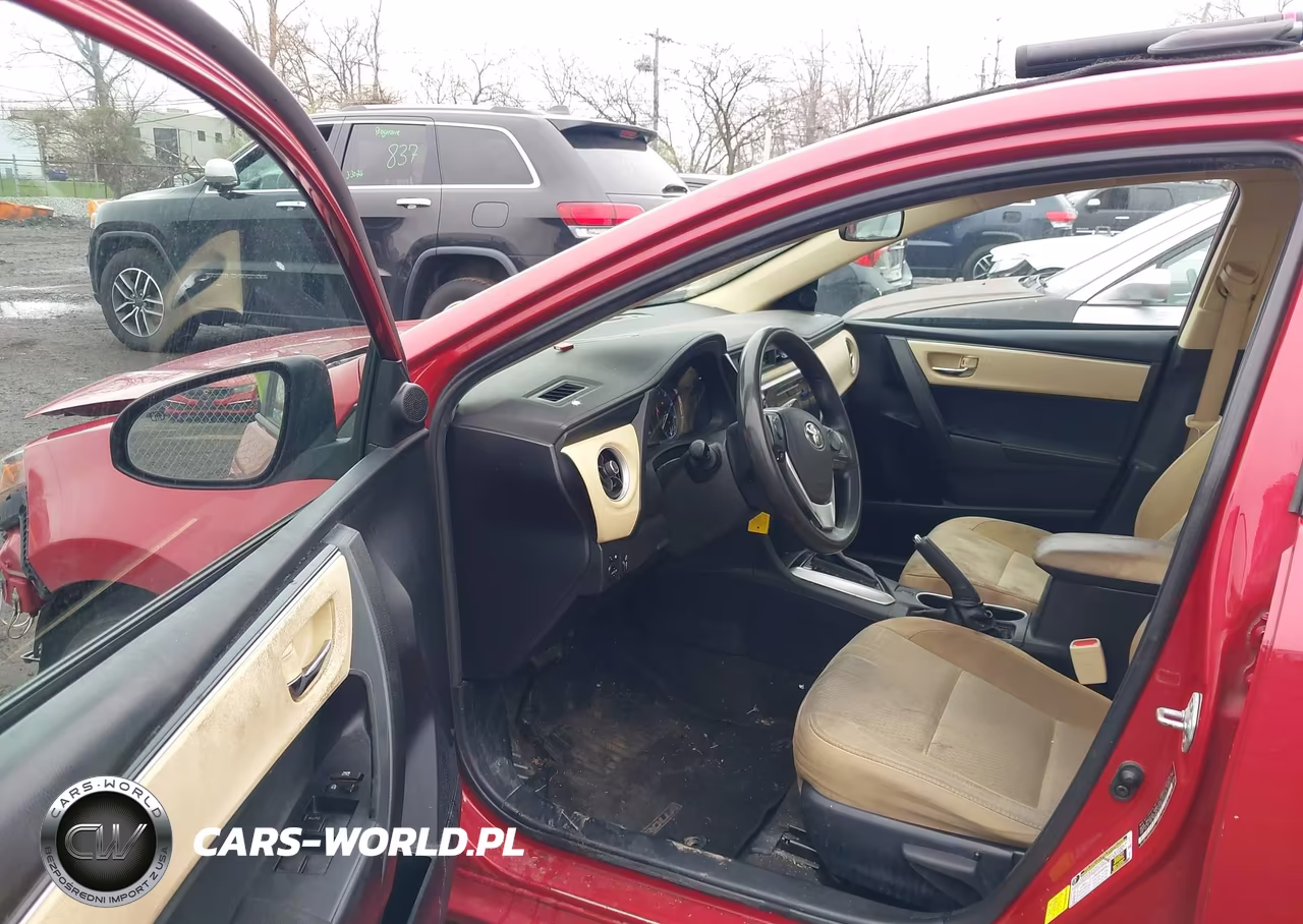 2017 Toyota Corolla Le VIN:2T1BURHEXHC877856 - 5