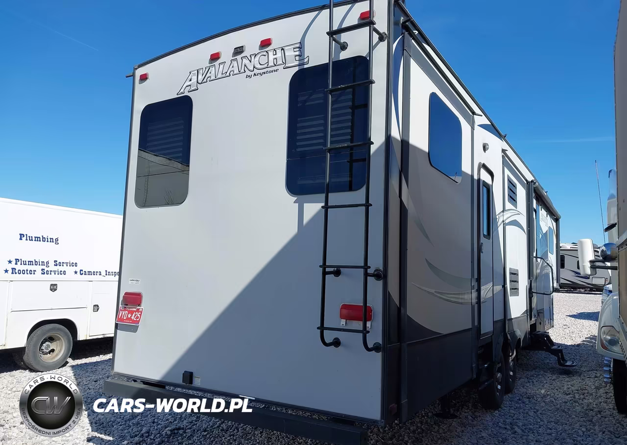 2016 Keystone Rv Avalanche Series M-3 VIN:4YDF3902XGE760034 - 4