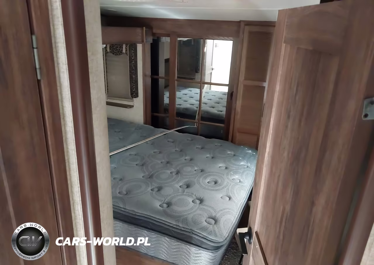 2016 Keystone Rv Avalanche Series M-3 VIN:4YDF3902XGE760034 - 5