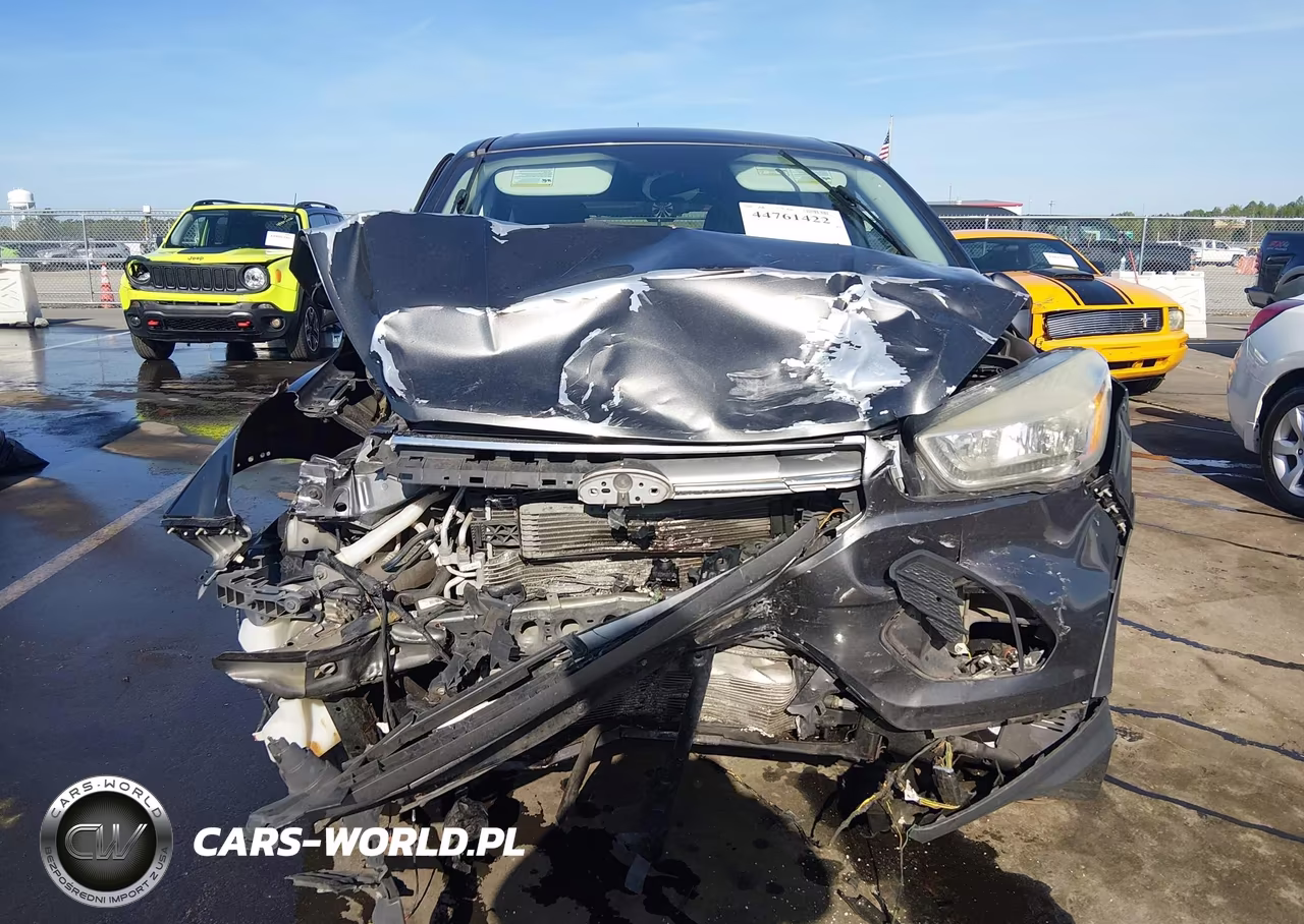 2017 Ford Escape Se VIN:1FMCU9GD0HUD02810 - 12