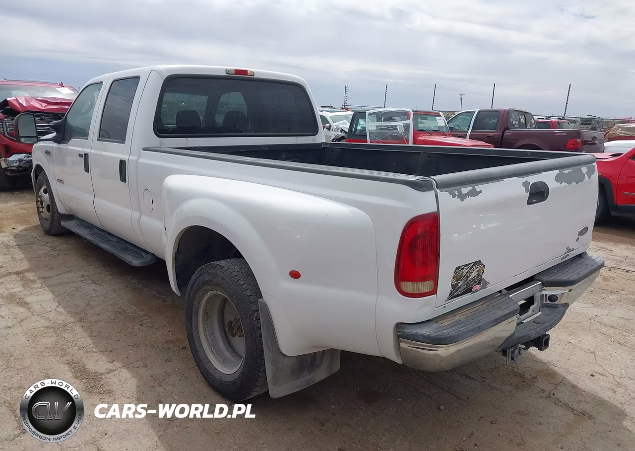 2005 Ford F-350 Lariat-Xl-Xlt VIN:1FTWW32P05EA33384 - 3