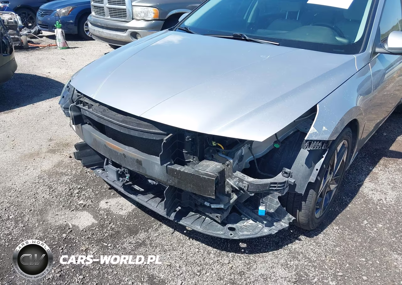 2021 Hyundai Elantra Limited VIN:5NPLP4AG2MH027964 - 6