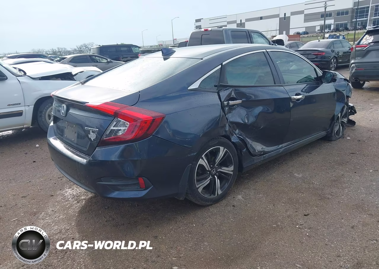 2017 Honda Civic Touring VIN:19XFC1F99HE017542 - 4