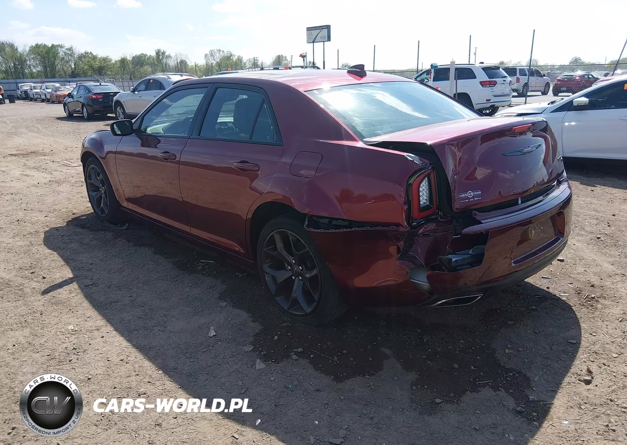 2023 Chrysler 300 300S VIN:2C3CCABG7PH562122 - 3