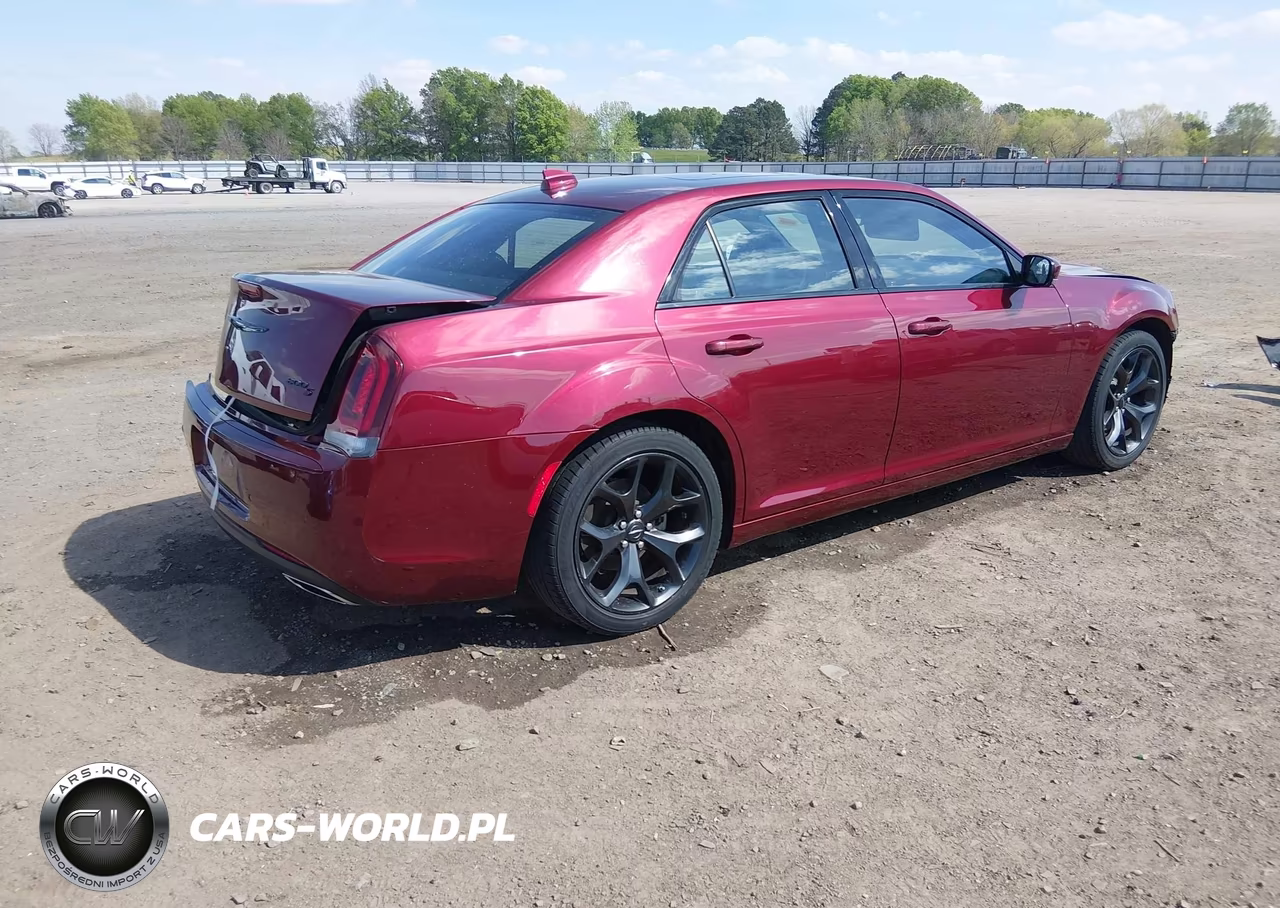 2023 Chrysler 300 300S VIN:2C3CCABG7PH562122 - 4