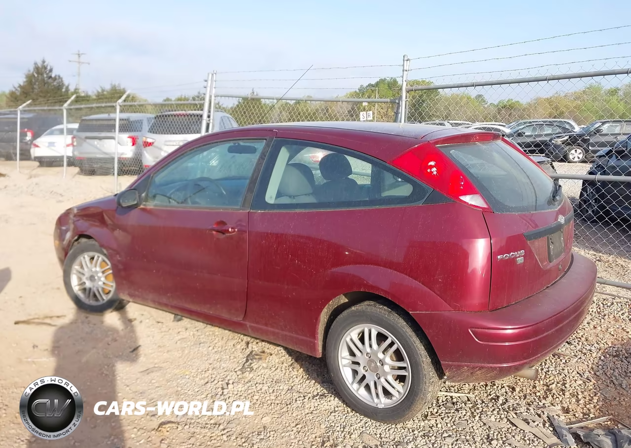 2006 Ford Focus Zx3 VIN:1FAHP31NX6W233180 - 3