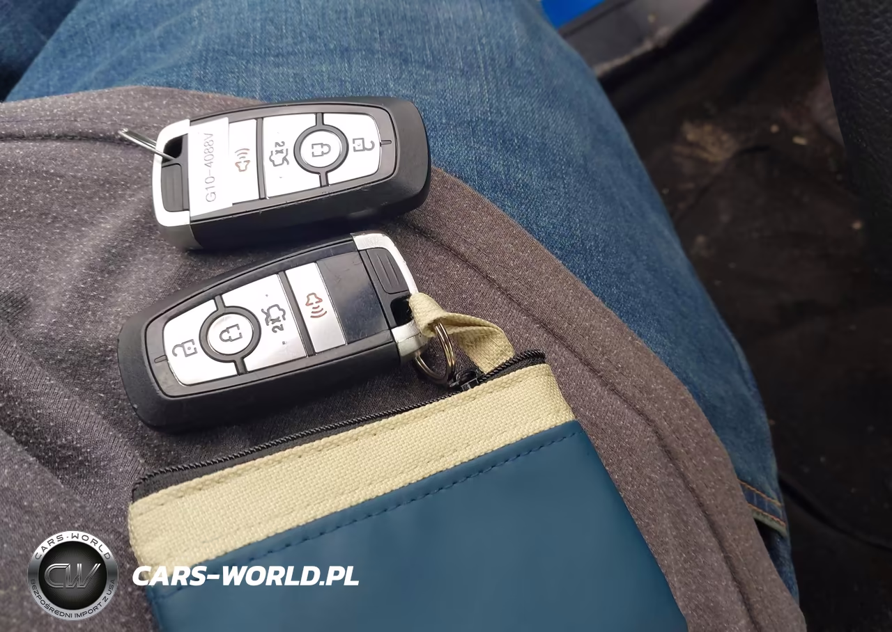 2019 Ford Fusion Hybrid Se VIN:3FA6P0LU2KR258131 - 11
