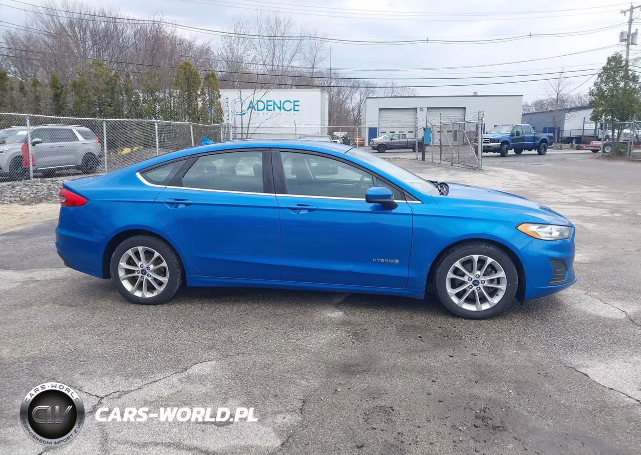 2019 Ford Fusion Hybrid Se VIN:3FA6P0LU2KR258131 - 13