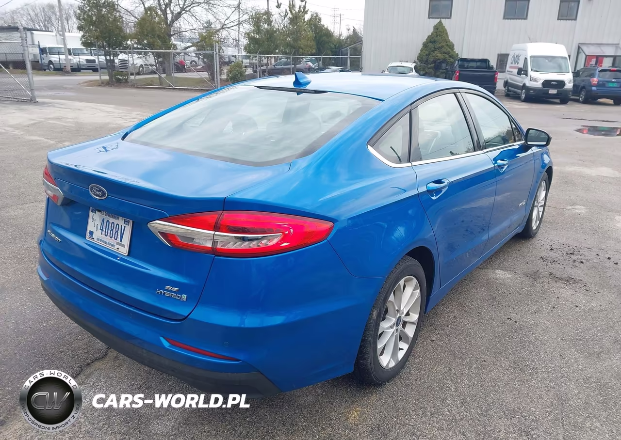 2019 Ford Fusion Hybrid Se VIN:3FA6P0LU2KR258131 - 4