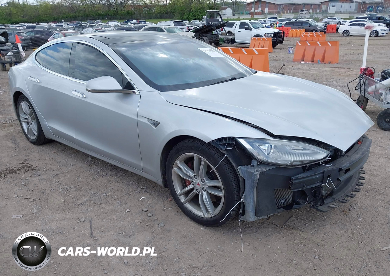 2013 Tesla Model S Performance