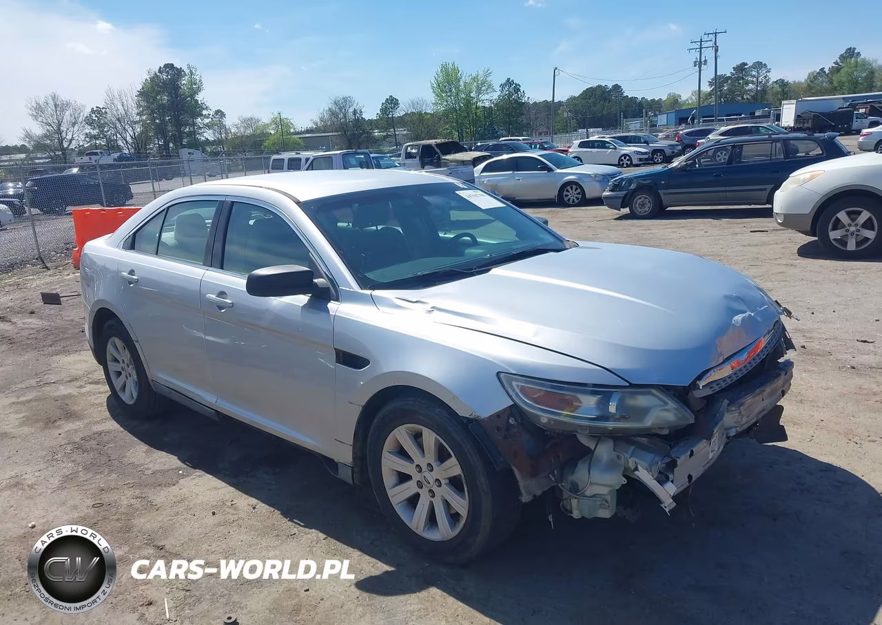 2010 Ford Taurus Se