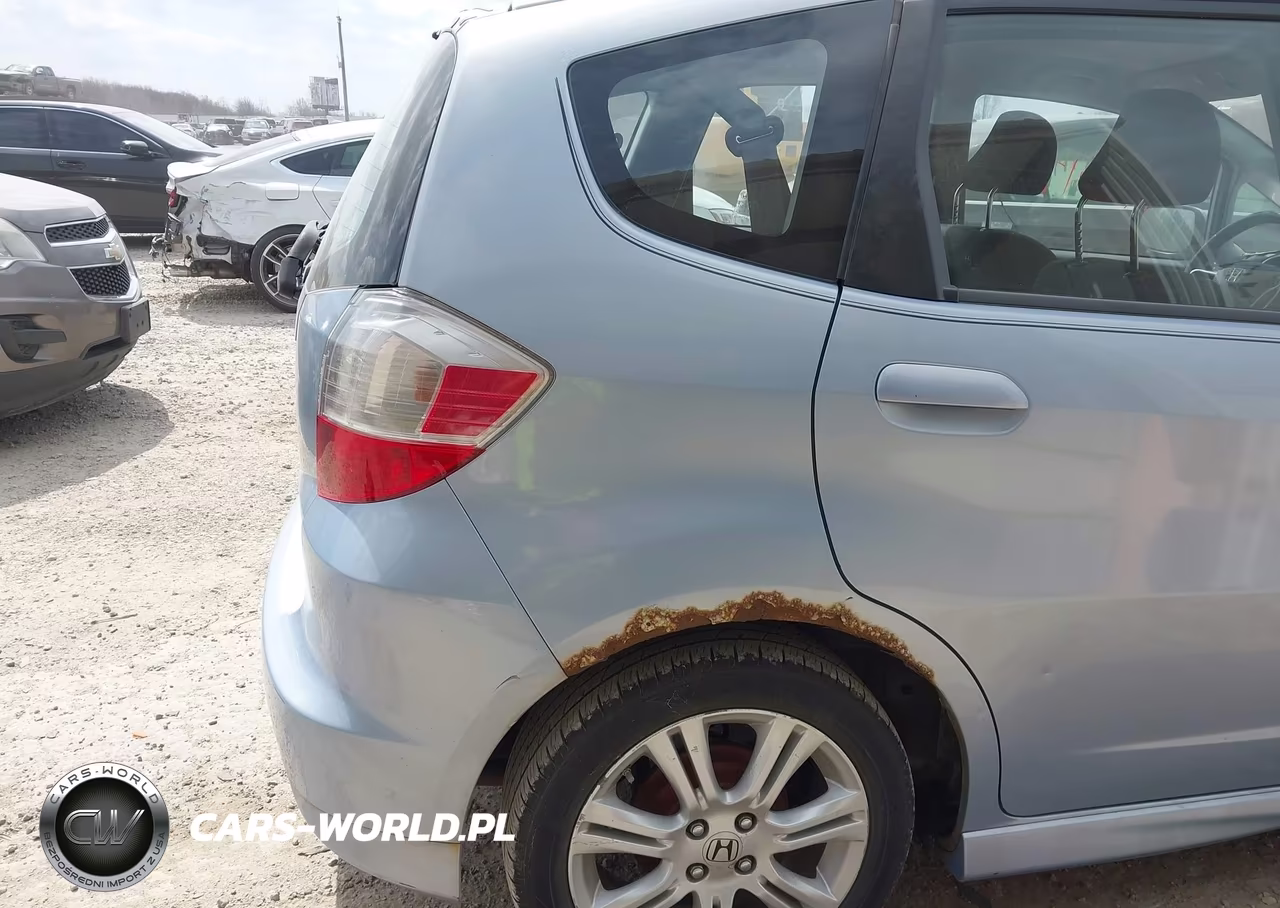 2009 Honda Fit Sport VIN:JHMGE88479S034104 - 14