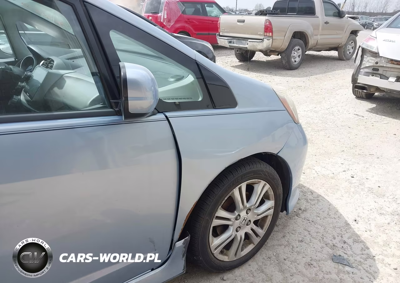 2009 Honda Fit Sport VIN:JHMGE88479S034104 - 15