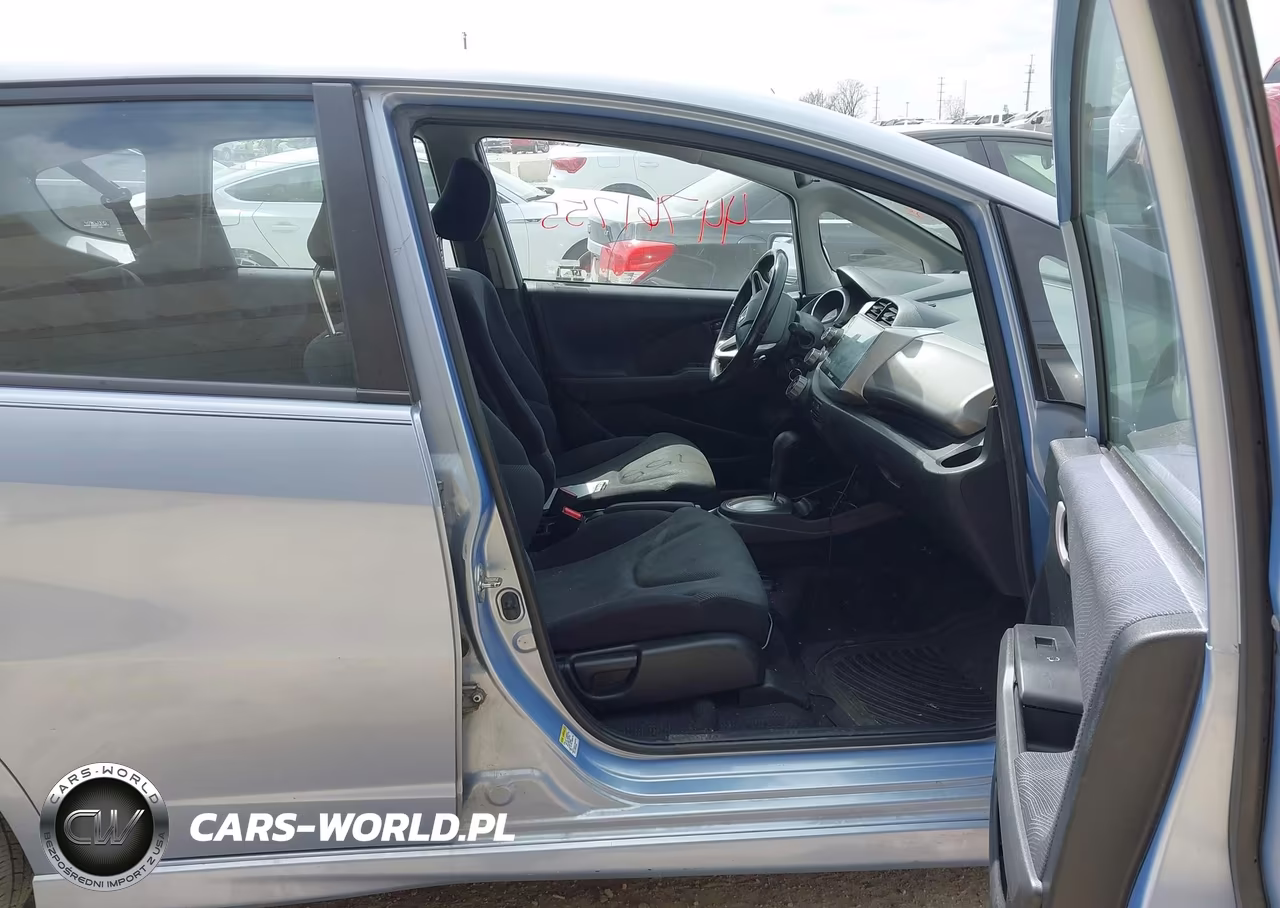 2009 Honda Fit Sport VIN:JHMGE88479S034104 - 5