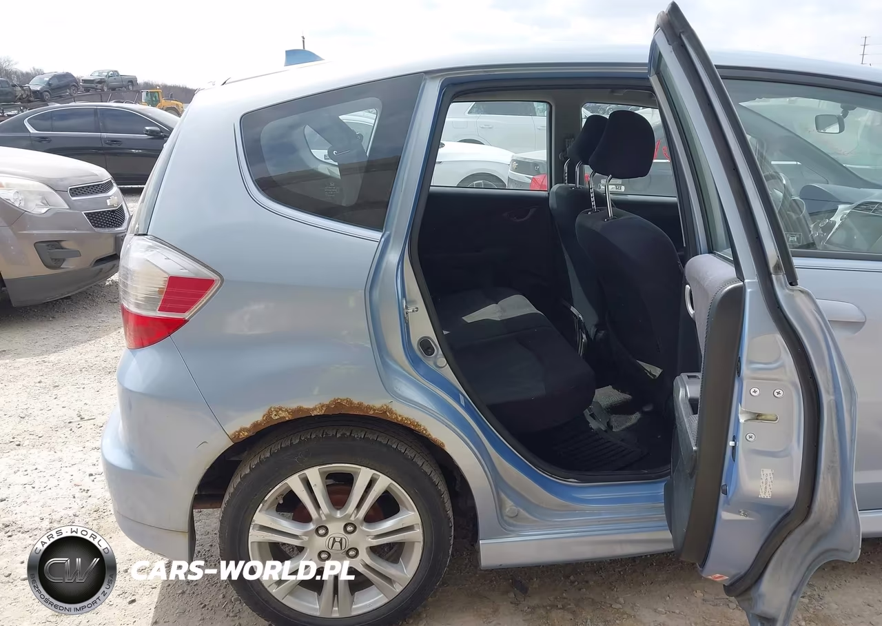 2009 Honda Fit Sport VIN:JHMGE88479S034104 - 8