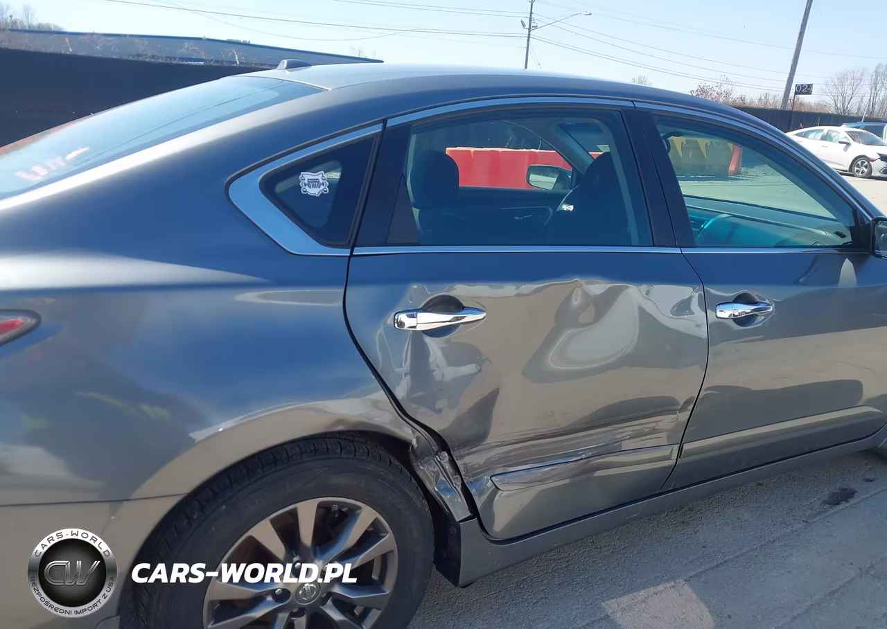 2015 Nissan Altima 2.5 S VIN:1N4AL3APXFN397260 - 6