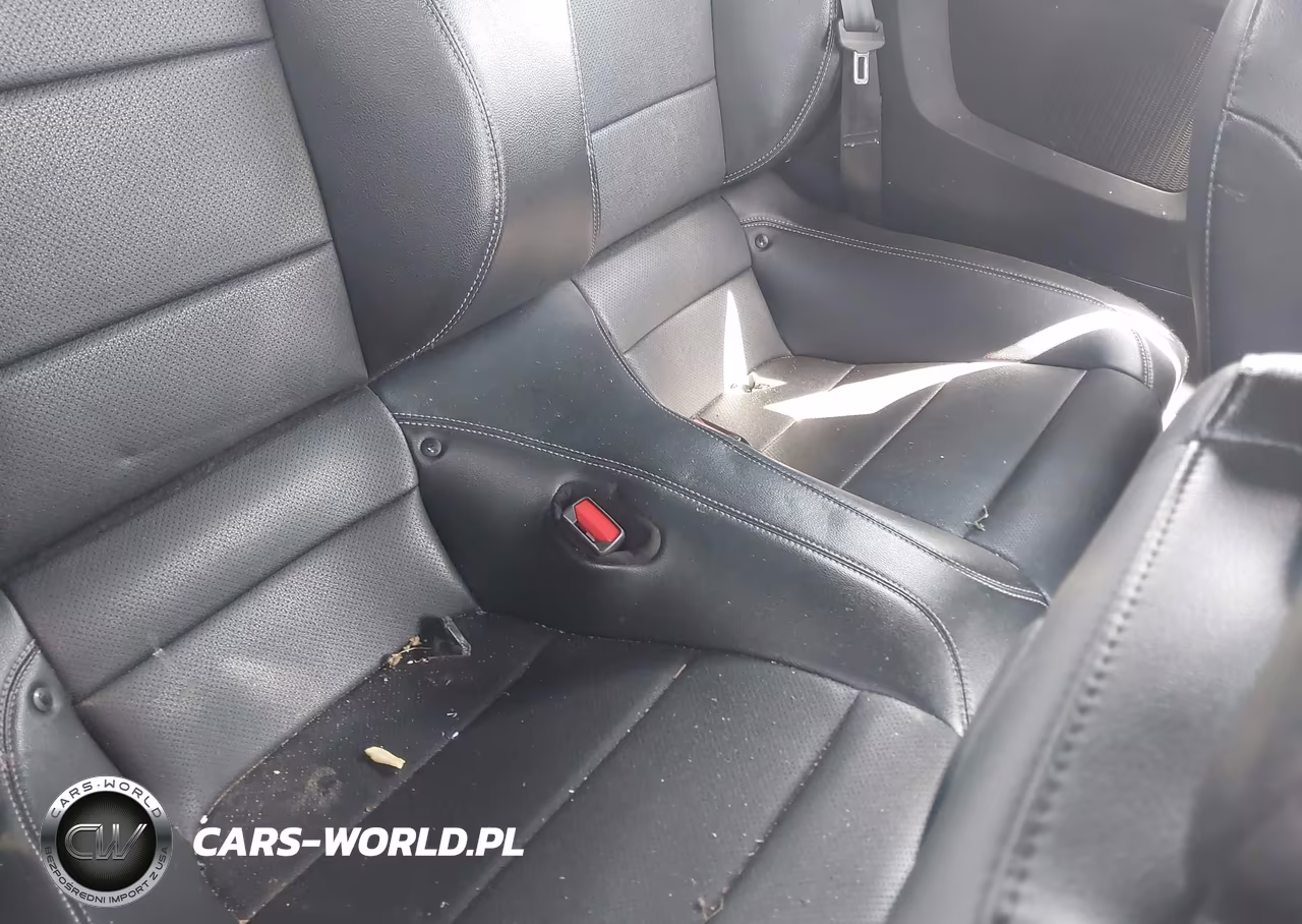 2022 Ford Mustang Ecoboost Premium VIN:1FATP8UH9N5119236 - 8