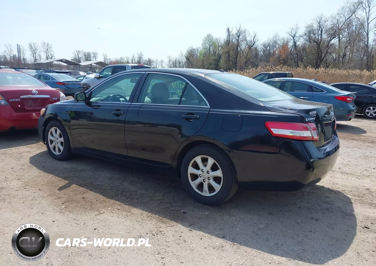 2010 Toyota Camry Le VIN:4T1BF3EK3AU078667 - 3