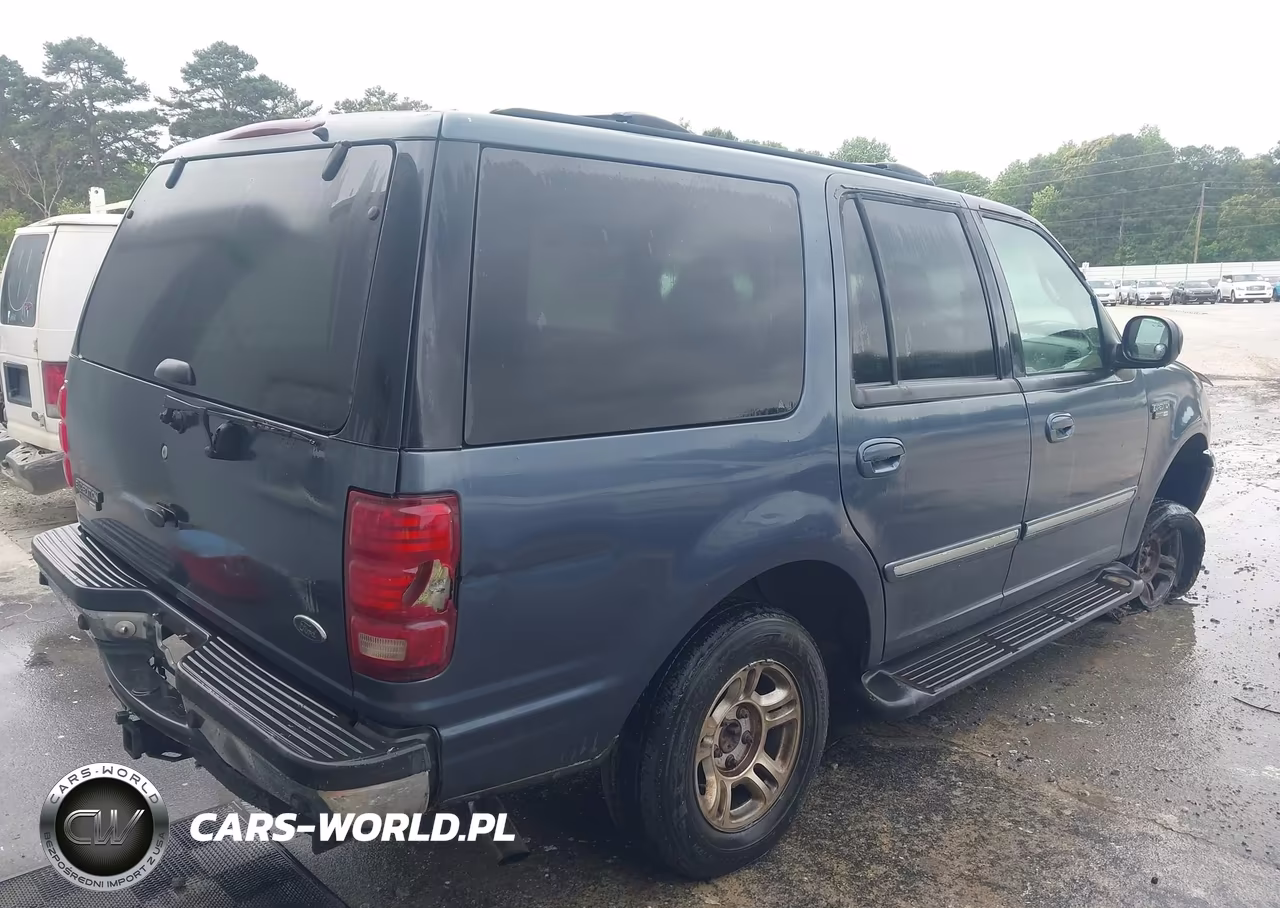 2002 Ford Expedition Xlt VIN:1FMFU16L62LA47164 - 4