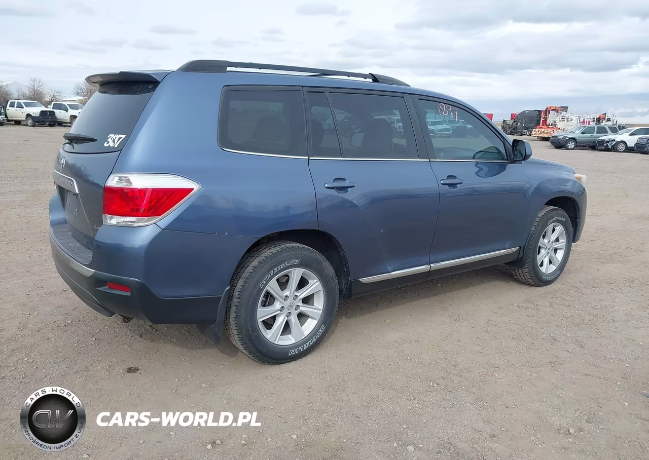 2013 Toyota Highlander Se V6 VIN:5TDBK3EH5DS221518 - 4